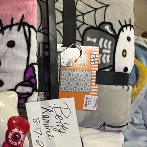 hello kitty blanket (reserved)